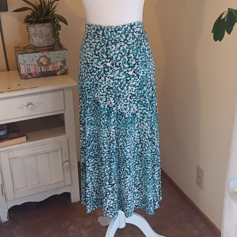 Coldwayer Creek Soft Knit Dotted Midi Skirt